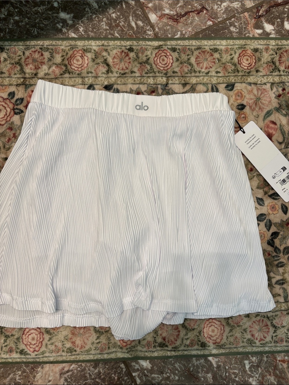 NWT Alo Micro Plisse Tennis Shirt White S